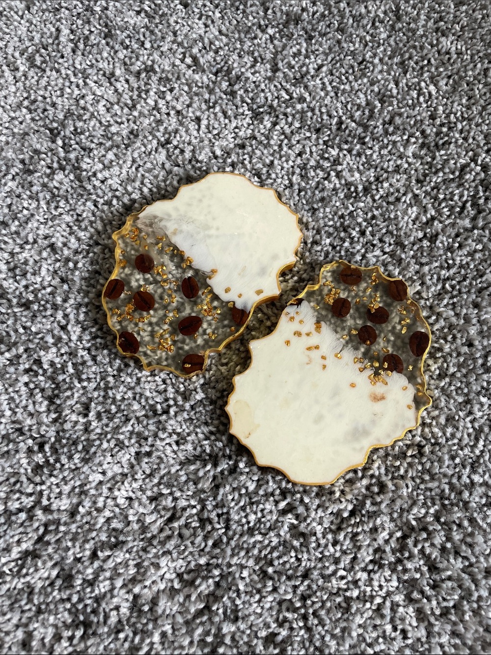 Handcrafted White and Brown Resin Scalloped Coaster Set with Gold Accents